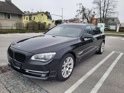 Usado BMW 730 258 HP (189 kW) 2014 Preto Sedan