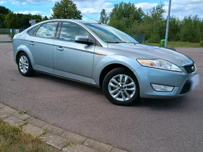 Gebraucht Ford Mondeo 142 PS (104 kW) 2009 Silber Limousine