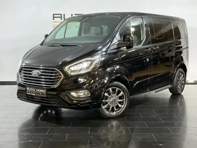 Gebraucht Ford Tourneo Custom Titanium X 185 PS (136 kW) 2019 Obsidianschwarz metallic Van