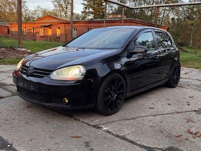 Schwarz Gebraucht 2008 VW Golf United Limousine | 3.000 €