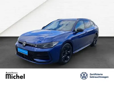 Second-hand VW Passat Style 150 CP (110 kW) 2025 Albastru Break