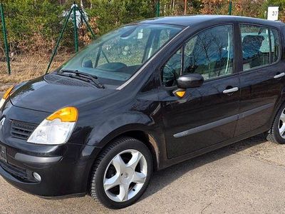 Usado Renault Modus Dynamique 86 HP (63 kW) 2006 Cinzento Monovolume