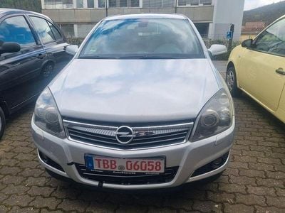 Gebraucht Opel Astra Innovation 116 PS (85 kW) 2008 Silber Limousine