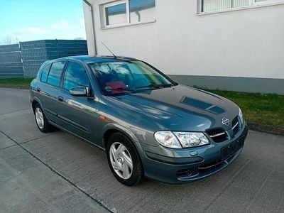 Gebraucht Nissan Almera 90 PS (66 kW) 2002 Grau Kleinwagen