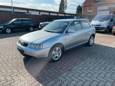 Gebraucht Audi A3 Attraction 128 PS (94 kW) 1996 Silber Kleinwagen