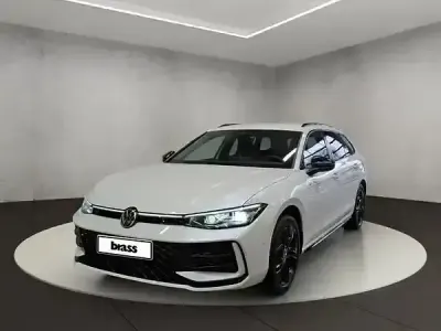 Neu VW Passat R-line 150 PS (110 kW) 2026 Oryxweiß perlmutteffekt Kombi