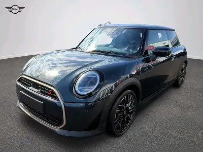 Occasion Mini Cooper S Favoured 204 PK (150 kW) 2025 Grijs Hatchback