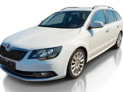 Gebraucht Skoda Superb Exclusive 140 PS (102 kW) 2015 Weiß Kombi