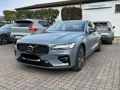Gebraucht Volvo S60 Ultimate 250 PS (183 kW) 2024 Grau Limousine