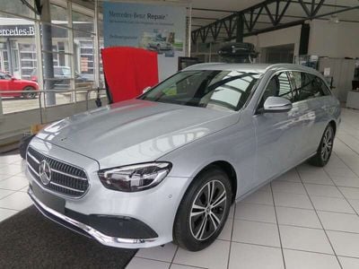Hightechsilber Gebraucht 2021 Mercedes E220 Avantgarde Kombi | 33.490 € (Fairer Preis)