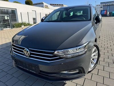 Gebraucht VW Passat 122 PS (89 kW) 2021 Grau Kombi
