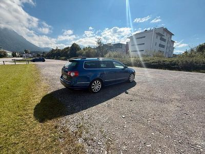 Gebraucht VW Passat 122 PS (89 kW) 2010 Blau Kombi