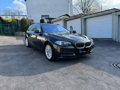 Gebraucht BMW 520 Comfort Edition 184 PS (135 kW) 2013 Braun Kombi