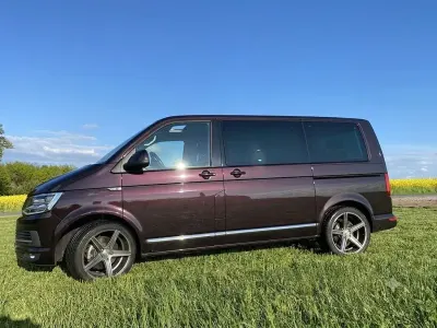 Gebraucht VW Multivan Generation Six 204 PS (150 kW) 2016 Violett Van / Kleinbus