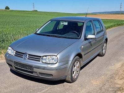 Usata VW Golf IV 75 CV (55 kW) 2002 Grigio Utilitaria