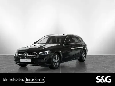 Gebraucht Mercedes C300e Avantgarde 204 PS (150 kW) 2023 Unilack schwarz Kombi