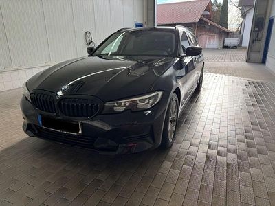 Gebraucht BMW 320 Luxury Line 190 PS (139 kW) 2020 Schwarz Kombi