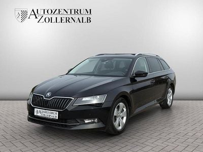 Usado Skoda Superb Style 190 HP (139 kW) 2019 Preto Carrinha