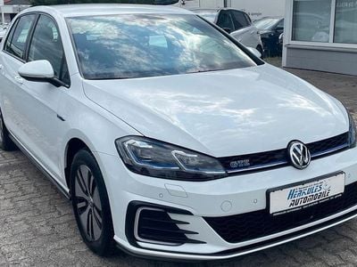 Gebraucht VW Golf VII GTE 150 PS (110 kW) 2017 Weiß Limousine