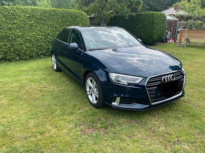 Gebraucht Audi A3 Sport 116 PS (85 kW) 2017 Blau Limousine