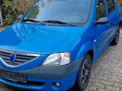 Używany Dacia Logan 87 KM (63 kW) 2006 Niebieski Sedan/Limuzyna
