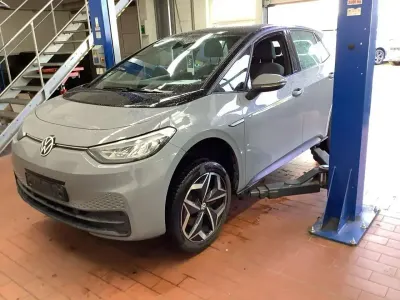 Usata VW ID.3 Pure 110 kW (150 CV) 2022 Grigio Utilitaria