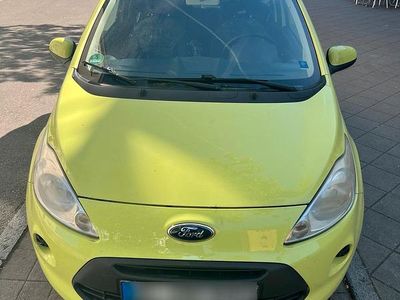 Second-hand Ford Ka Trend 69 CP (50 kW) 2012 Verde Hatchback