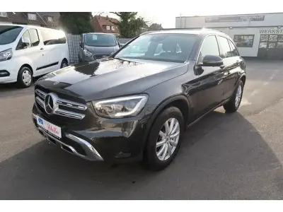 Używany Mercedes 200 197 KM (144 kW) 2021 SUV