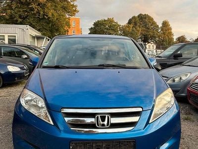 Honda FR-V