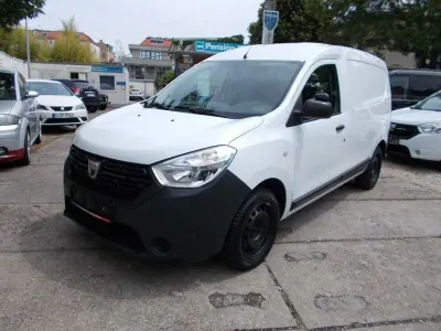 Gebraucht Dacia Dokker 102 PS (75 kW) 2018 Weiß Van / Kleinbus