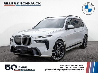 Gebraucht BMW X7 M Sport 340 PS (250 kW) 2025 Weiß SUV