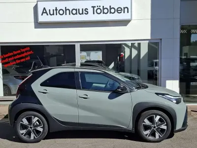 Gebraucht Toyota Aygo X 116 PS (85 kW) 2026 Urban khaki SUV