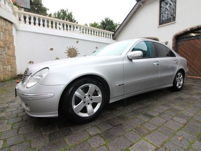 gebraucht Mercedes E270 CDI AVANTGARDE 3Hd NAVI XENON LEDER TOP