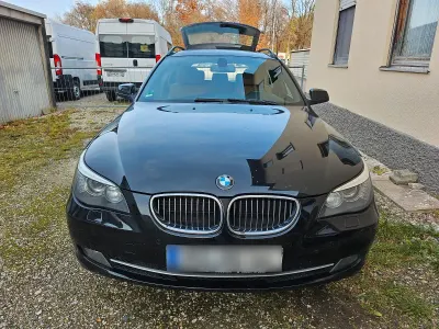 Gebraucht BMW 525 197 PS (144 kW) 2009 Schwarz Kombi
