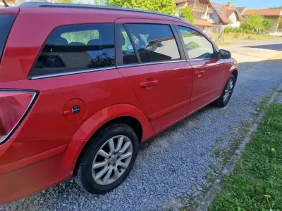 Używany Opel Astra Elegance 125 KM (91 kW) 2005 Kombi