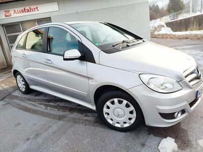 Gebraucht Mercedes B170 116 PS (85 kW) 2008 Silber Van / Kleinbus