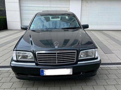 Mercedes C180