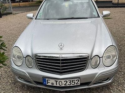 Mercedes E280