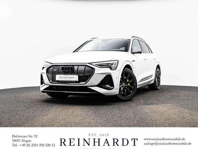 Gletscherweiß metallic Gebraucht 2022 Audi e-tron Black Edition SUV | 38.955 € (Fairer Preis)