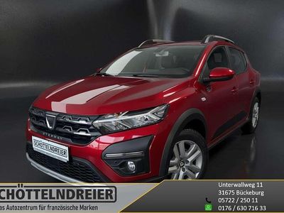 Usata Dacia Sandero Comfort 101 CV (74 kW) 2022 Rosso Utilitaria