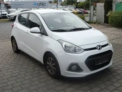 Gebraucht Hyundai i10 Style 87 PS (63 kW) 2014 Weiß Kleinwagen