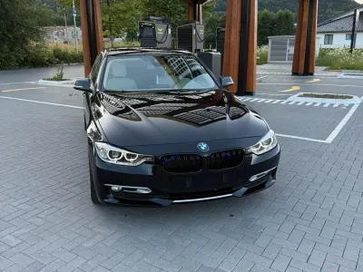 Gebraucht BMW 320 Comfort Edition 184 PS (135 kW) 2012 Schwarz Limousine