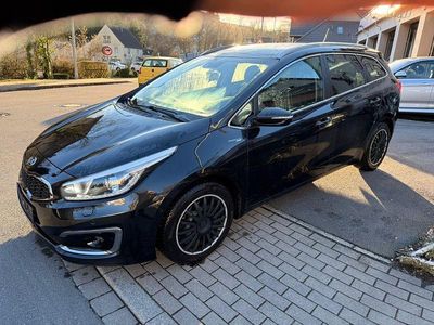 Gebraucht Kia Ceed Platinum 135 PS (99 kW) 2016 Schwarz Kleinwagen