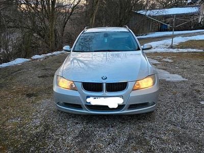 Silber Gebraucht 2006 BMW 320 Kombi | 2.000 € (Guter Preis)