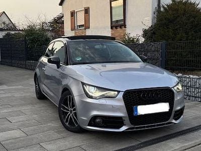 Grau Gebraucht 2014 Audi A1 Sport Kleinwagen | 13.500 € (Fairer Preis)
