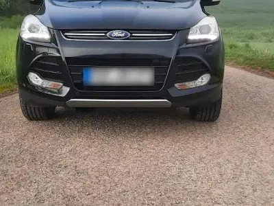 Gebraucht Ford Kuga Titanium 163 PS (119 kW) 2014 Schwarz SUV