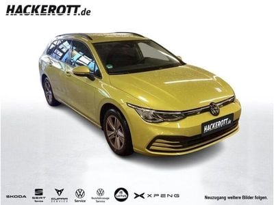 Gelb Gebraucht 2023 VW Golf VIII Life Kombi | 23.480 € (Guter Preis)