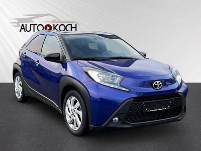 Blau Gebraucht 2022 Toyota Aygo X Pulse SUV | 15.969 € (Teuer)