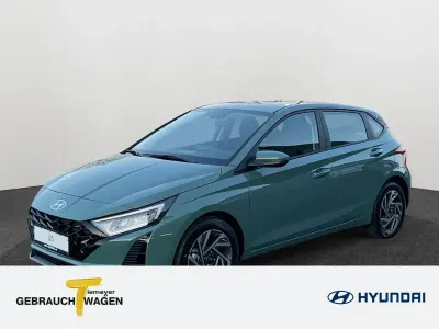 Gebraucht Hyundai i20 Trend 101 PS (74 kW) 2024 Grün Kleinwagen
