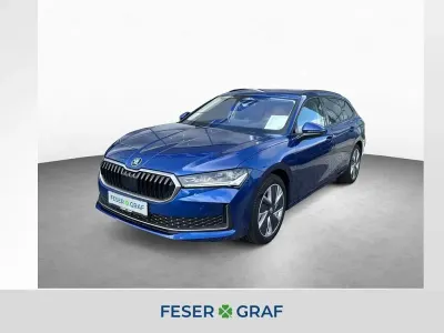Gebraucht Skoda Superb Selection 150 PS (110 kW) 2024 Atlantikblau metallic Kombi